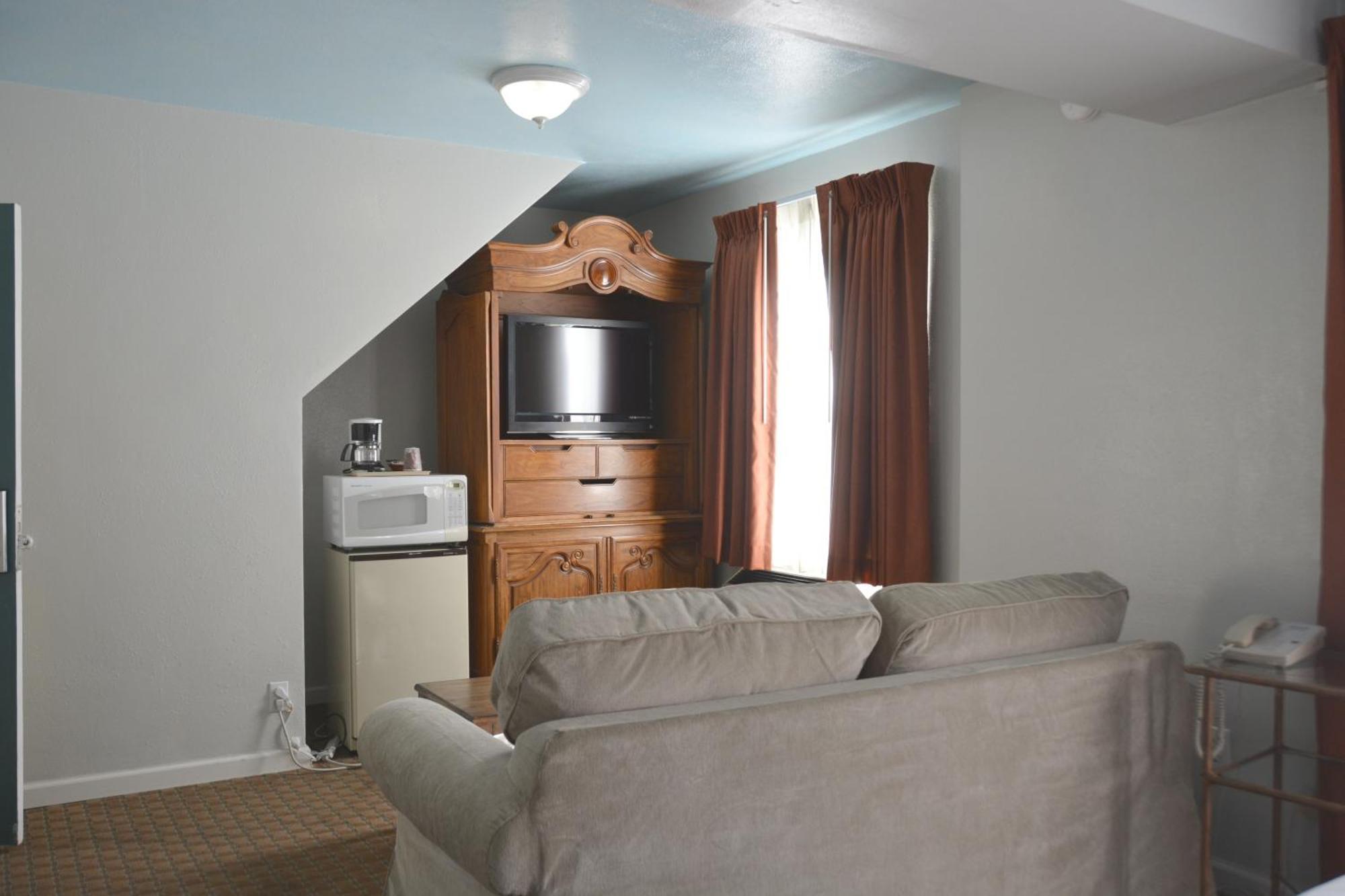 Oasis Inn And Suites Santa Bárbara Habitación foto