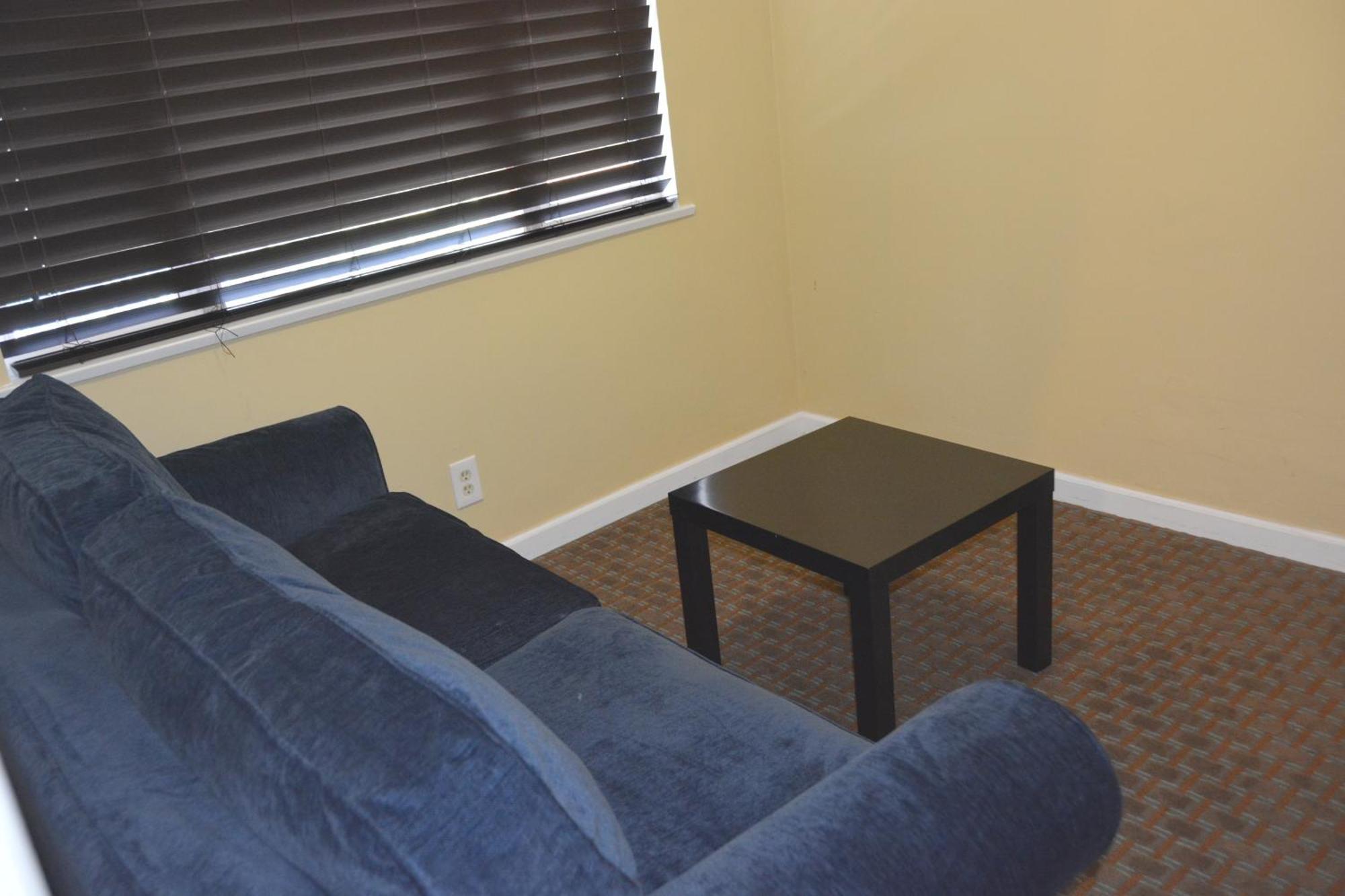 Oasis Inn And Suites Santa Bárbara Habitación foto